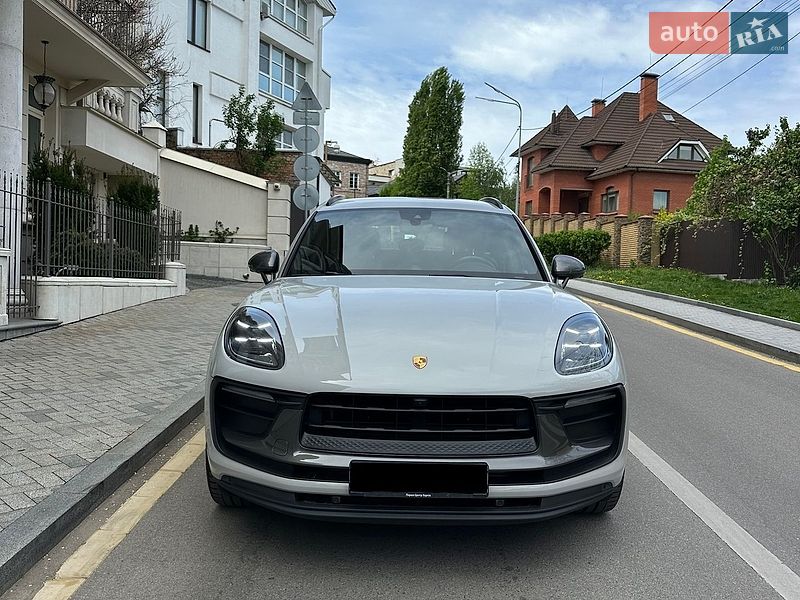 Внедорожник / Кроссовер Porsche Macan 2023 в Киеве