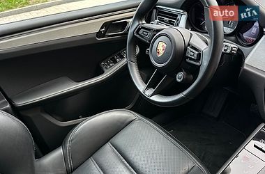Внедорожник / Кроссовер Porsche Macan 2023 в Киеве