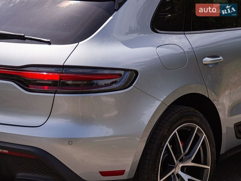 Внедорожник / Кроссовер Porsche Macan 2022 в Киеве