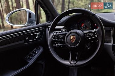 Внедорожник / Кроссовер Porsche Macan 2022 в Киеве