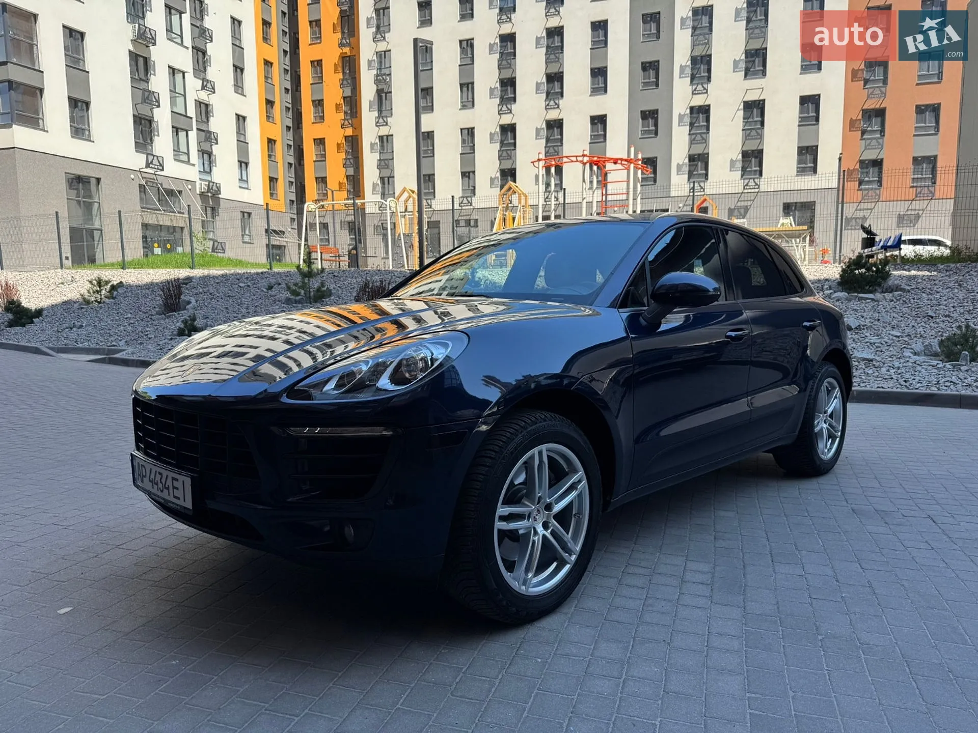 2017 Porsche Macan - мініатюра 16