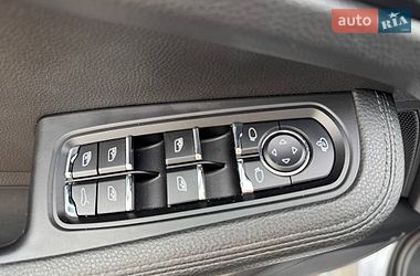 Внедорожник / Кроссовер Porsche Macan 2014 в Киеве