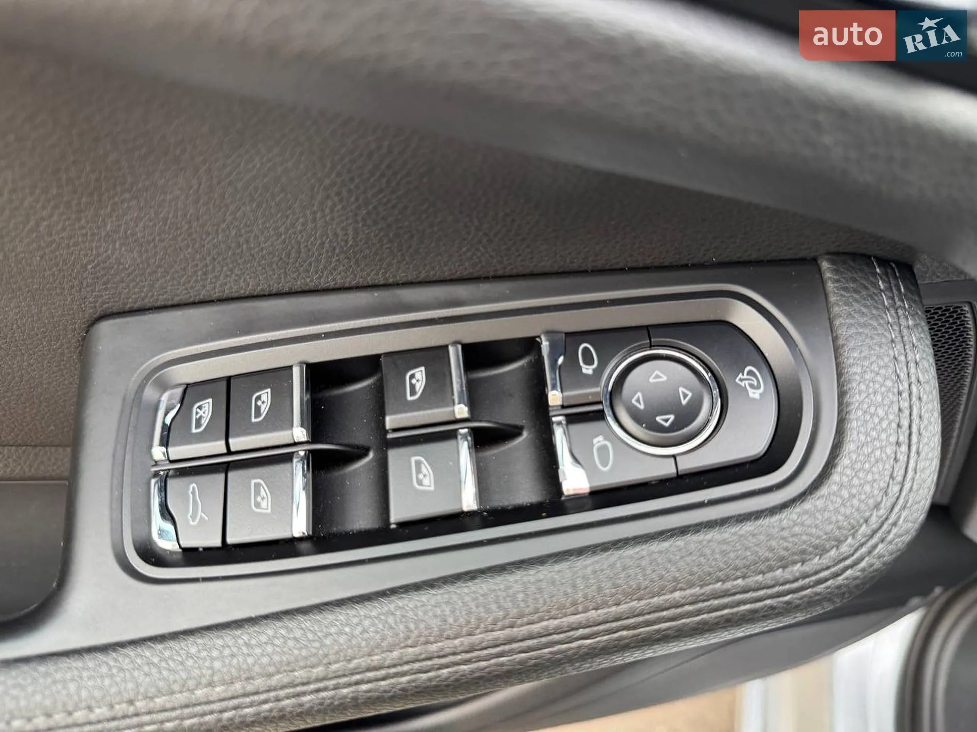 2014 Porsche Macan - мініатюра 24