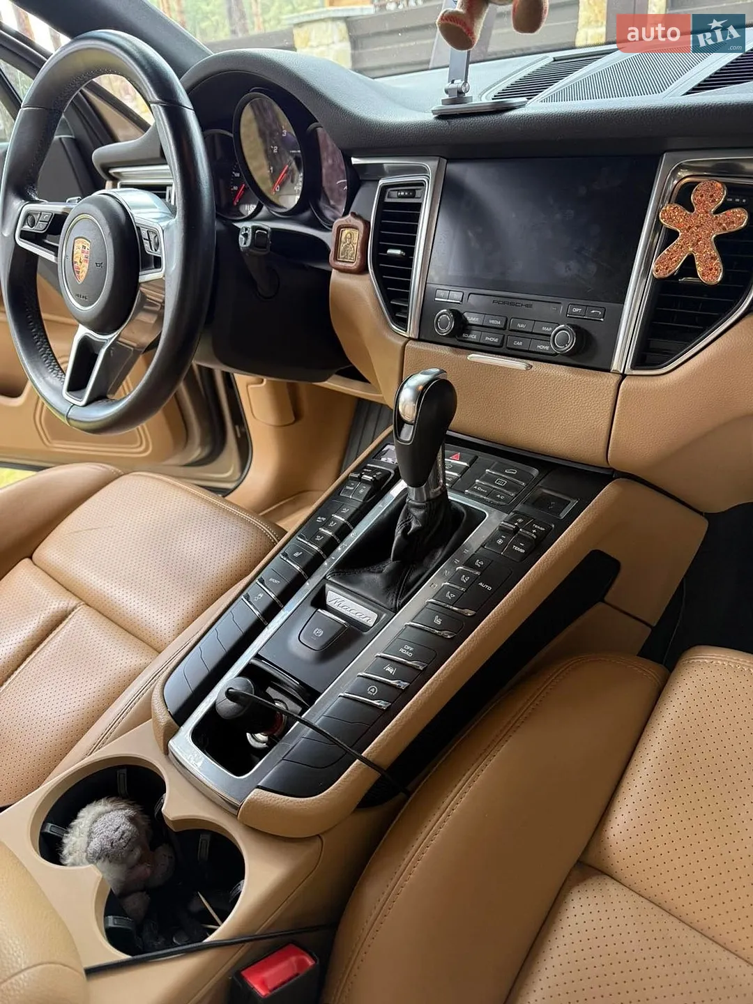 2017 Porsche Macan - мініатюра 2