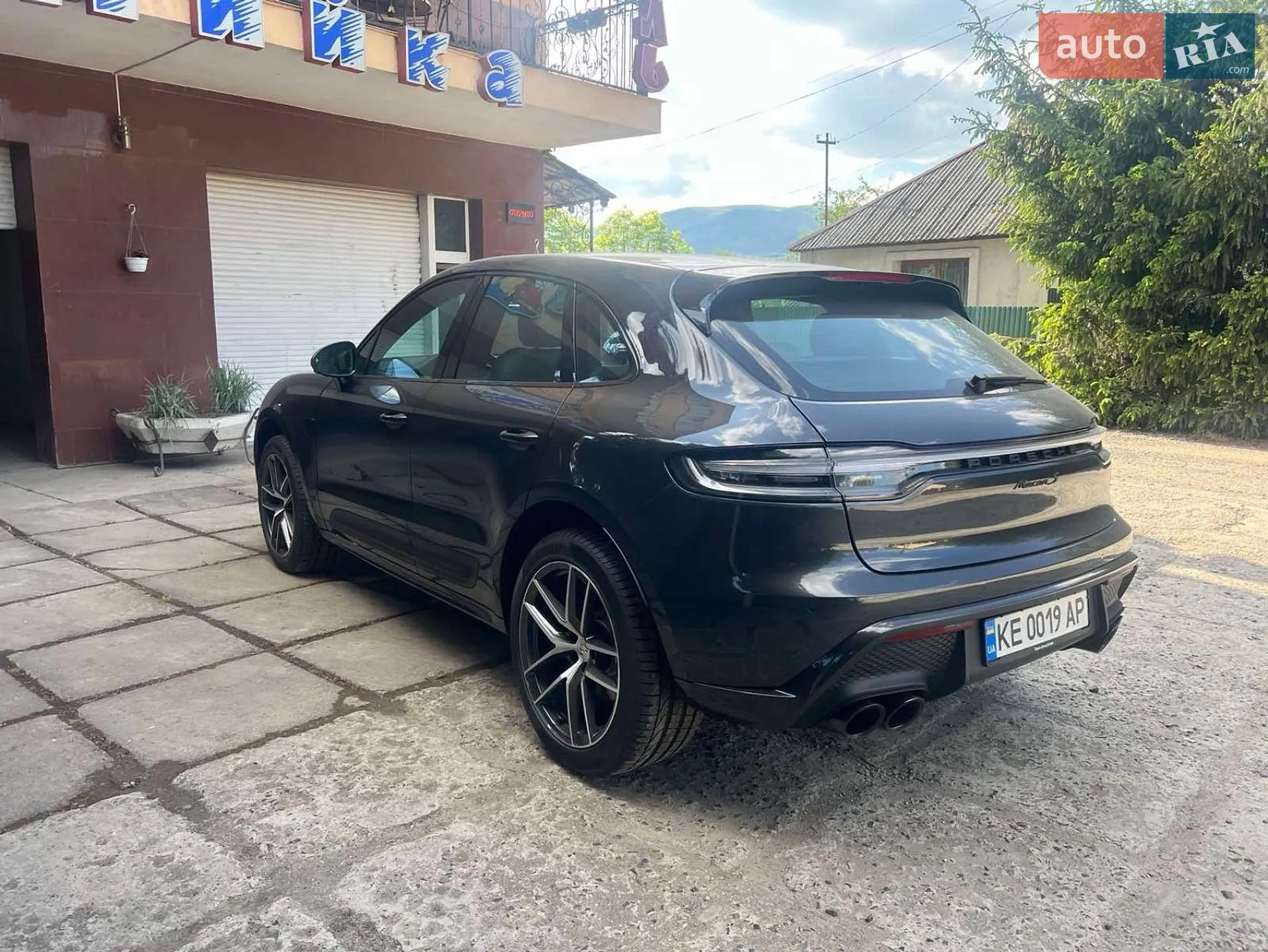 2024 Porsche Macan - мініатюра 2