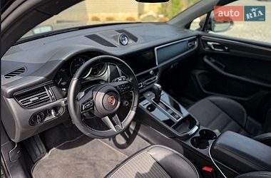 Позашляховик / Кросовер Porsche Macan 2024 в Львові