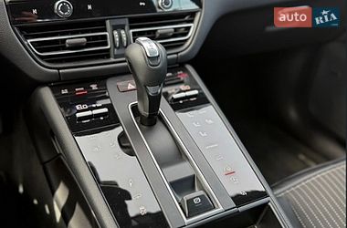Позашляховик / Кросовер Porsche Macan 2024 в Львові