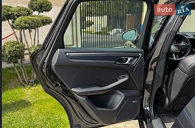 Позашляховик / Кросовер Porsche Macan 2024 в Львові
