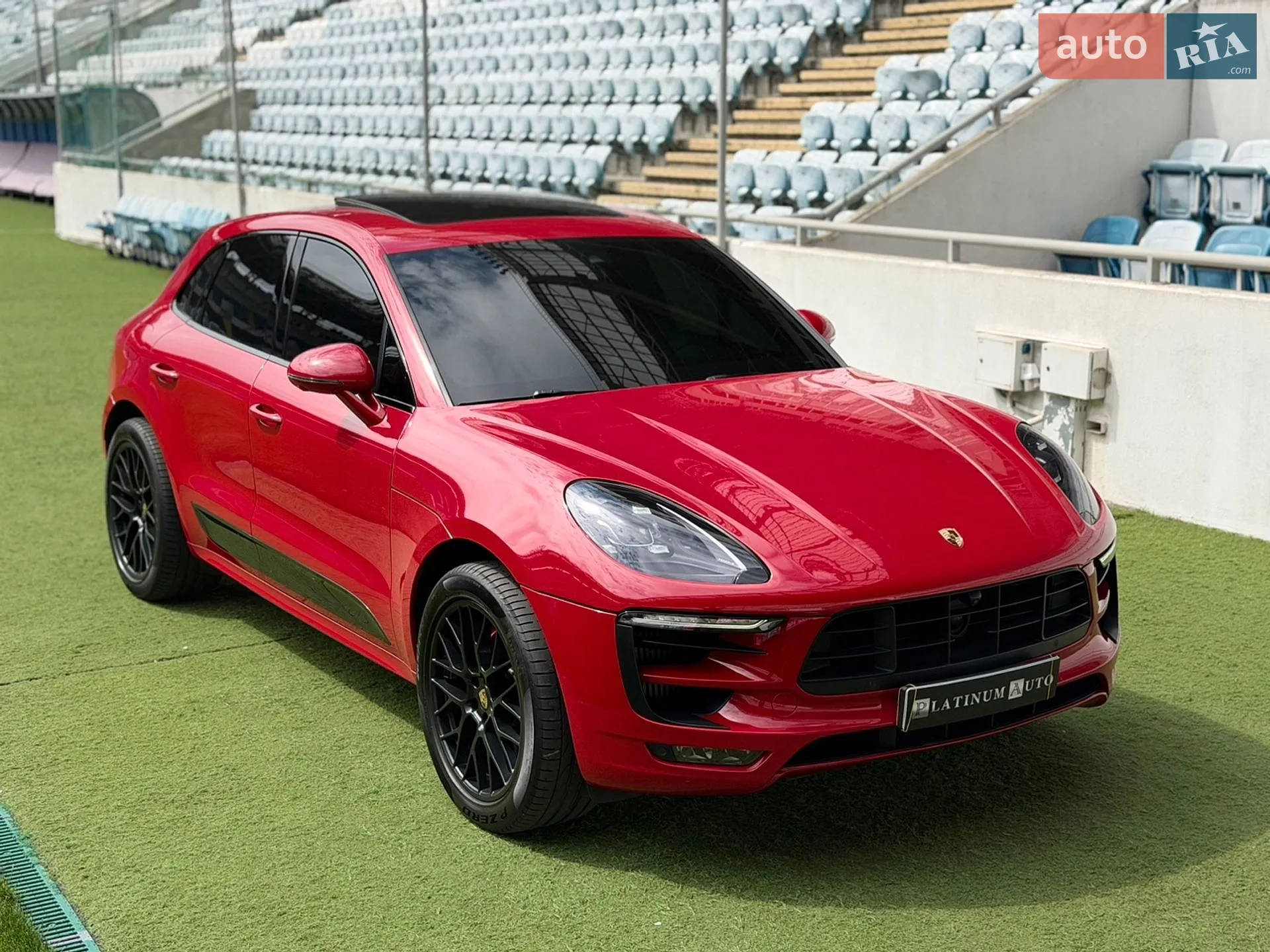 2017 Porsche Macan - мініатюра 3