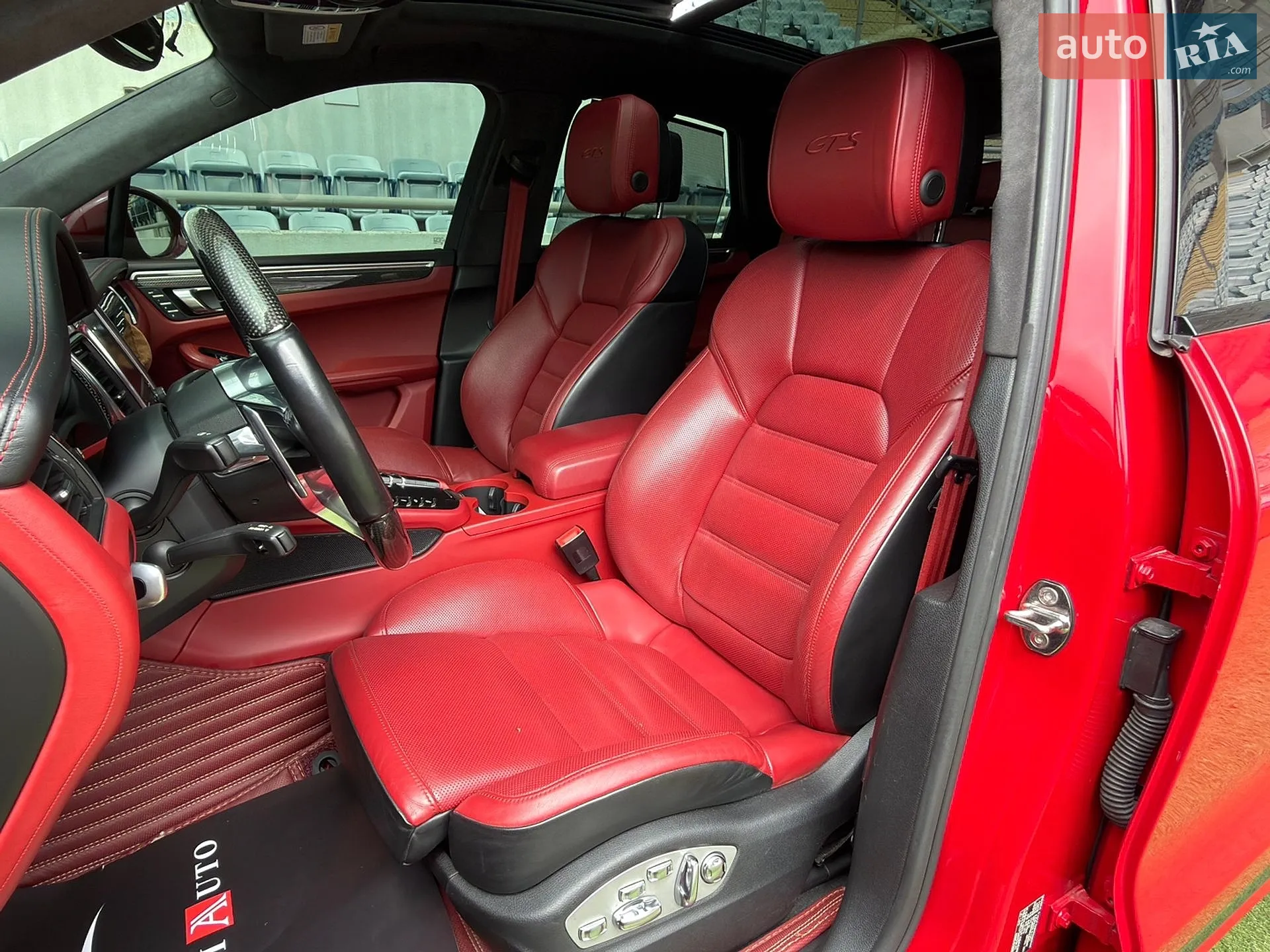 2017 Porsche Macan - мініатюра 39