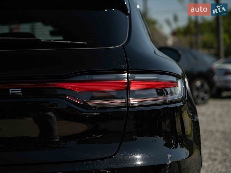 Внедорожник / Кроссовер Porsche Macan 2021 в Черновцах