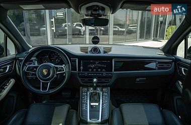 Внедорожник / Кроссовер Porsche Macan 2021 в Черновцах
