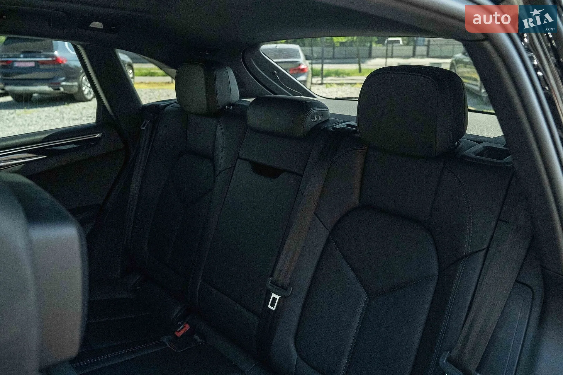 2021 Porsche Macan - мініатюра 40