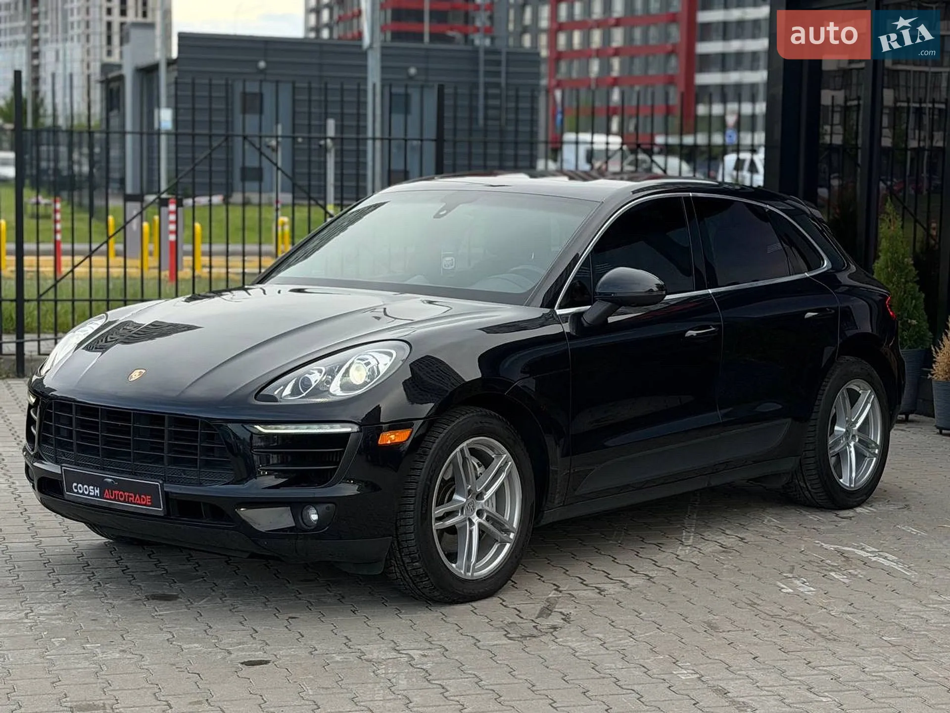 2015 Porsche Macan - мініатюра 3