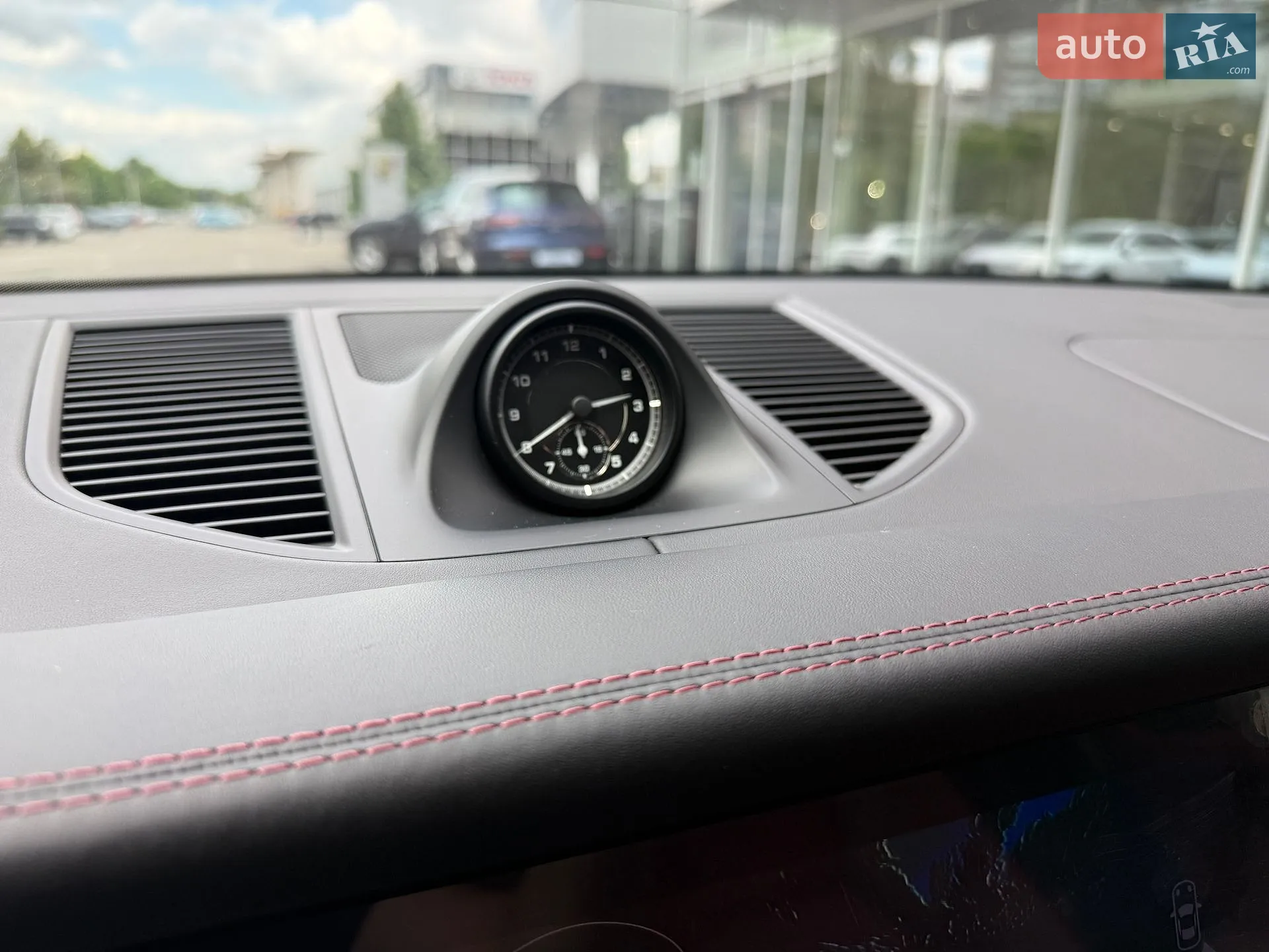 2022 Porsche Macan - мініатюра 32