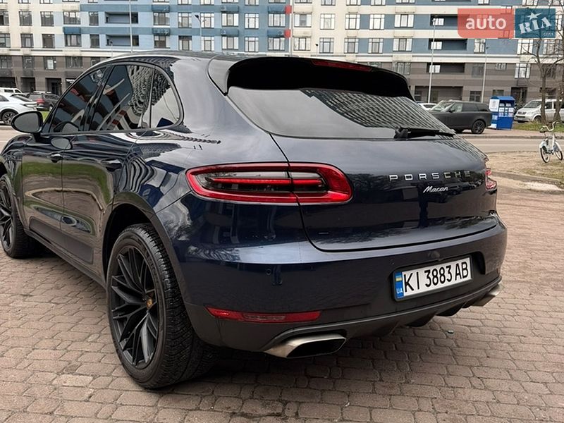 Внедорожник / Кроссовер Porsche Macan 2017 в Киеве