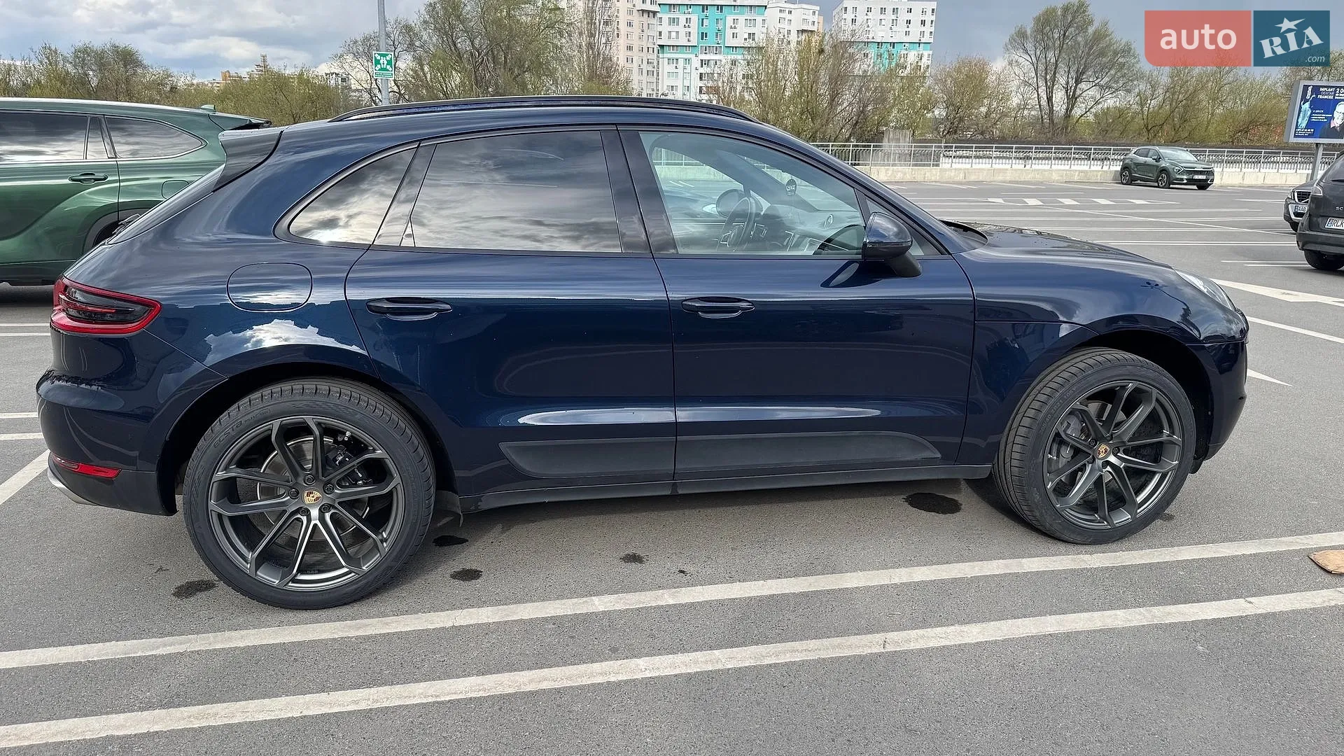2017 Porsche Macan - мініатюра 2
