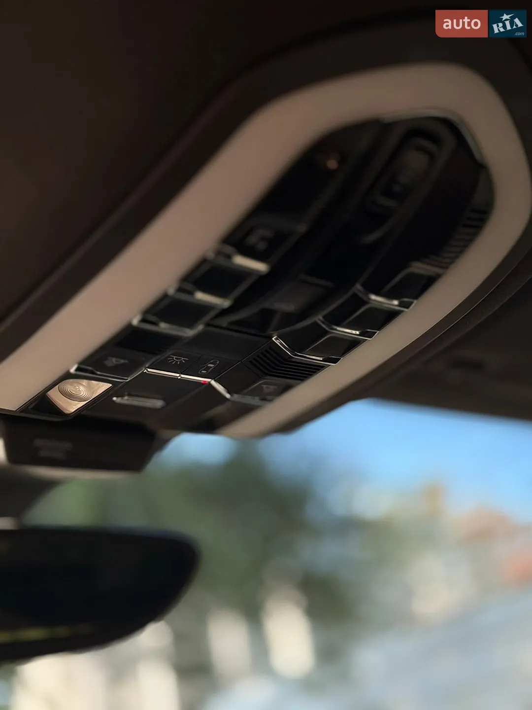 2015 Porsche Macan - мініатюра 11
