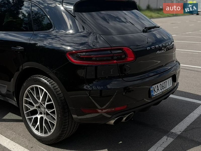 Внедорожник / Кроссовер Porsche Macan 2017 в Киеве