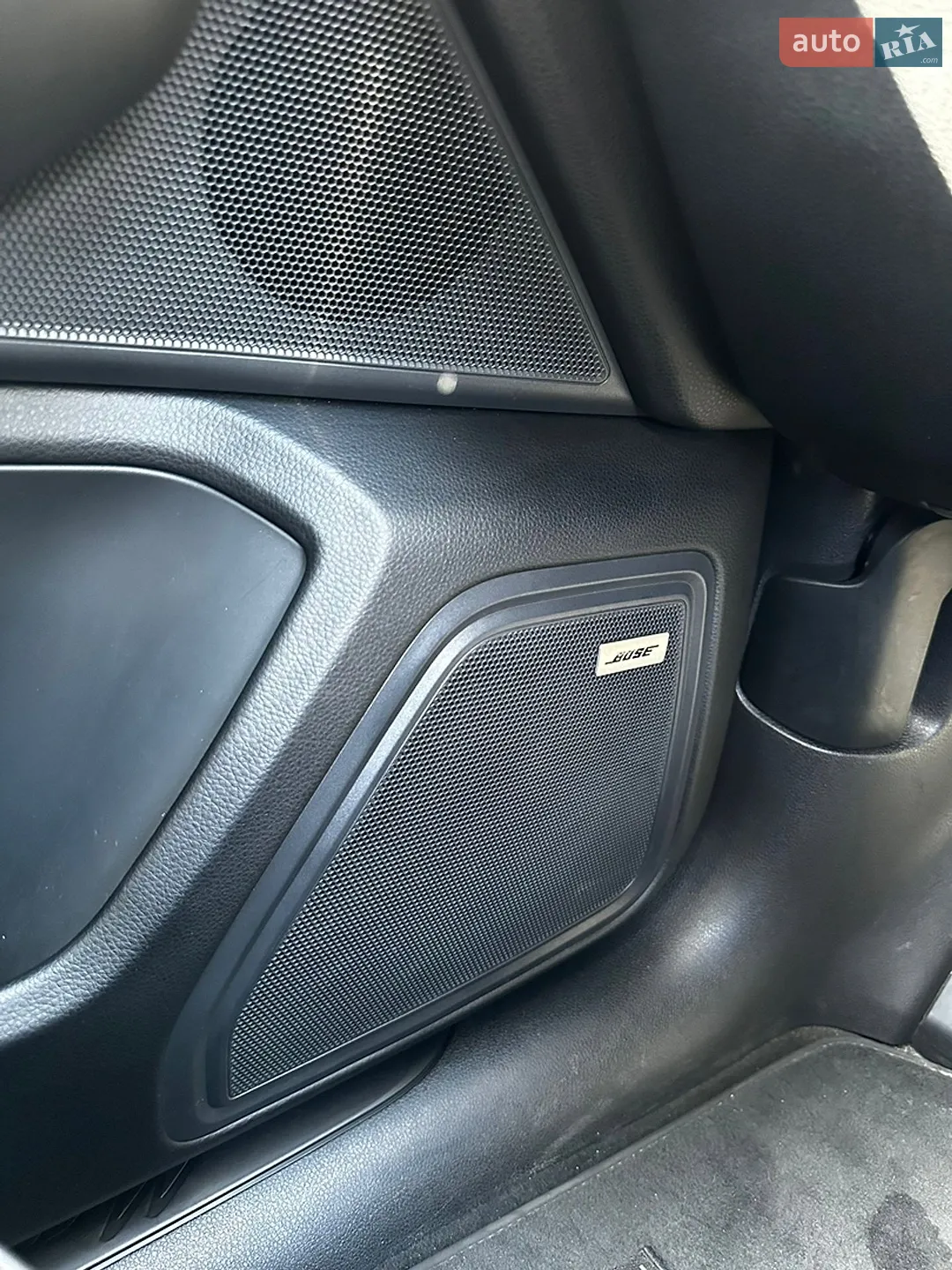 2016 Porsche Macan - мініатюра 19