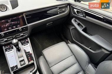 Внедорожник / Кроссовер Porsche Macan 2023 в Киеве