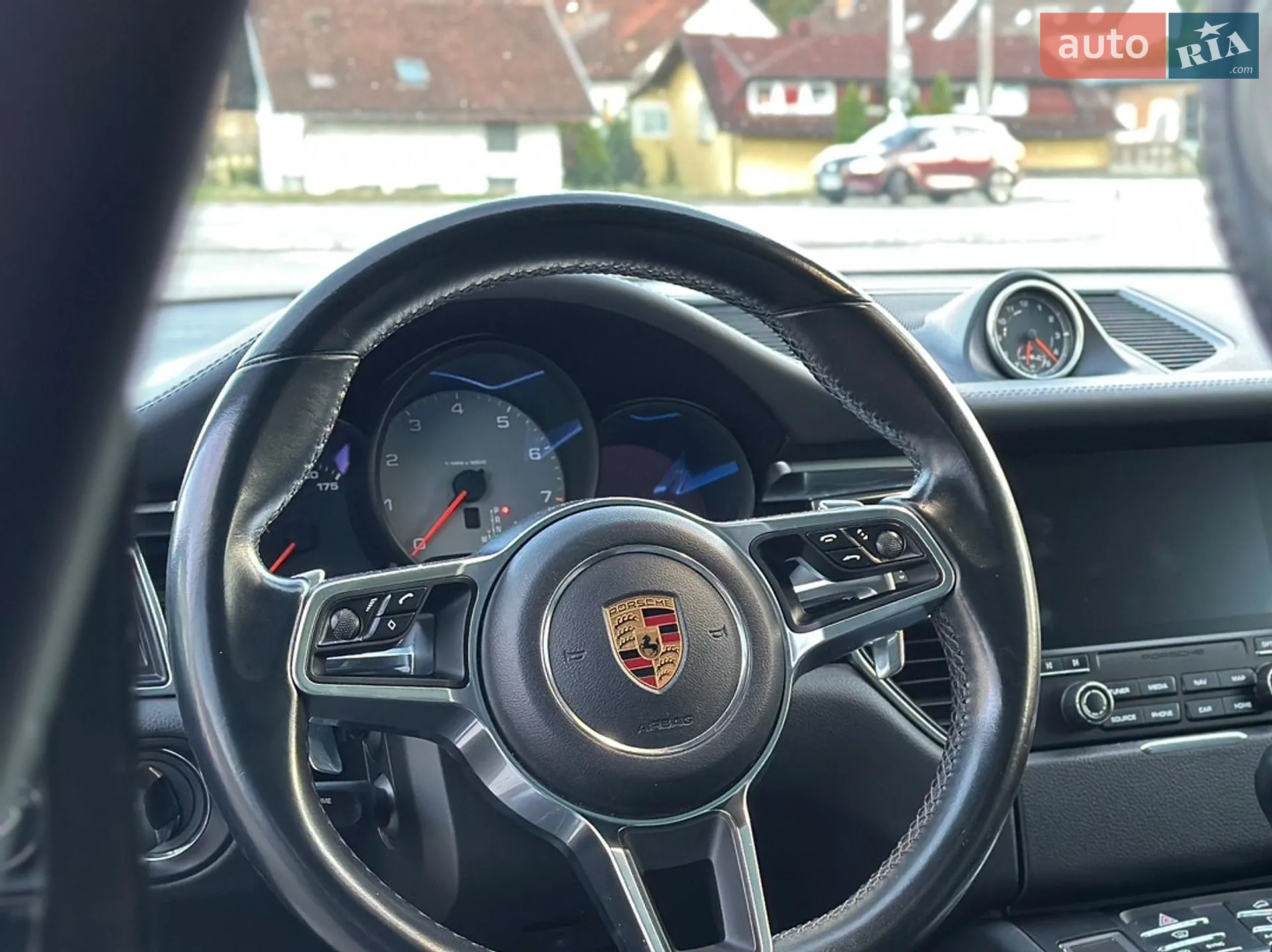 2016 Porsche Macan - мініатюра 14