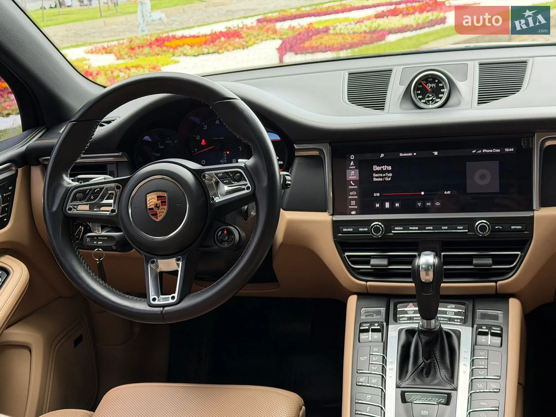 2018 Porsche Macan - мініатюра 16