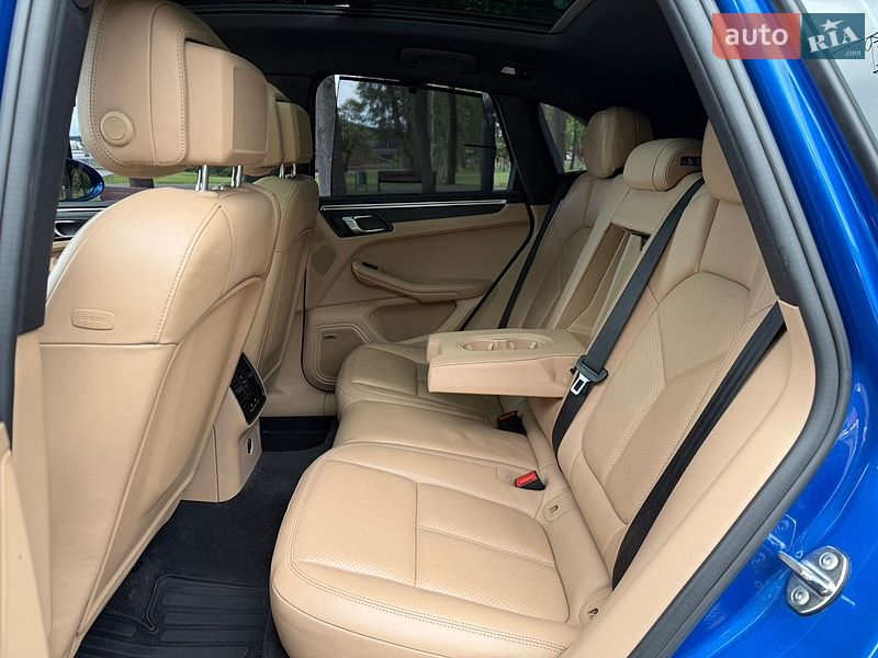 Внедорожник / Кроссовер Porsche Macan 2018 в Киеве фото 21 Внедорожник / Кроссовер Porsche Macan 2018 в Киеве