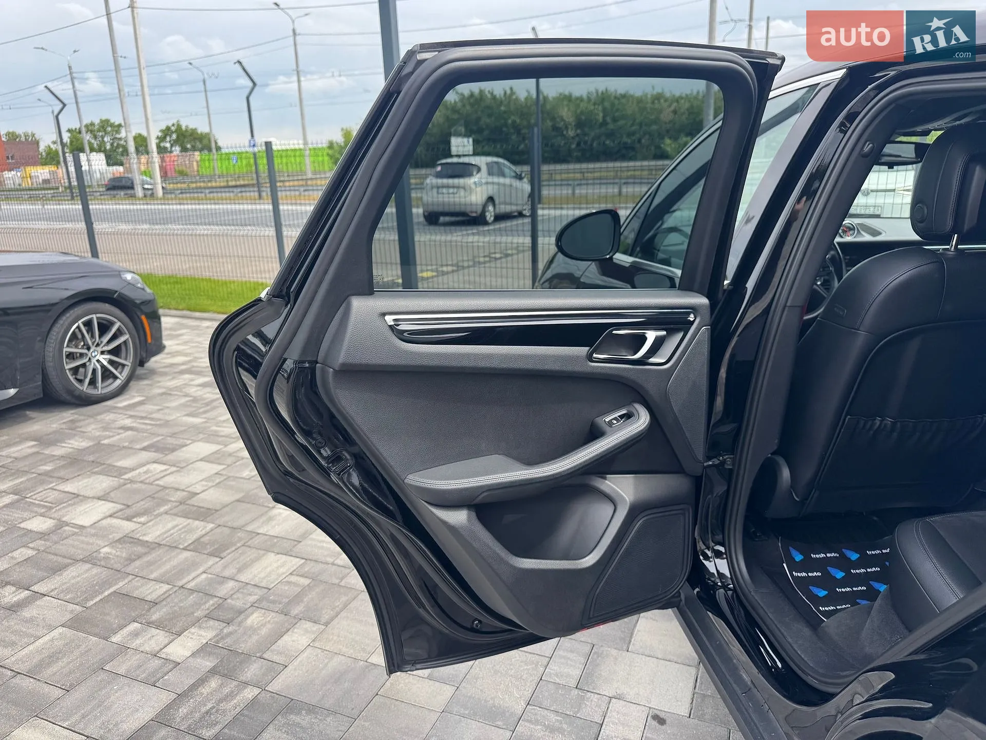 2015 Porsche Macan - мініатюра 26