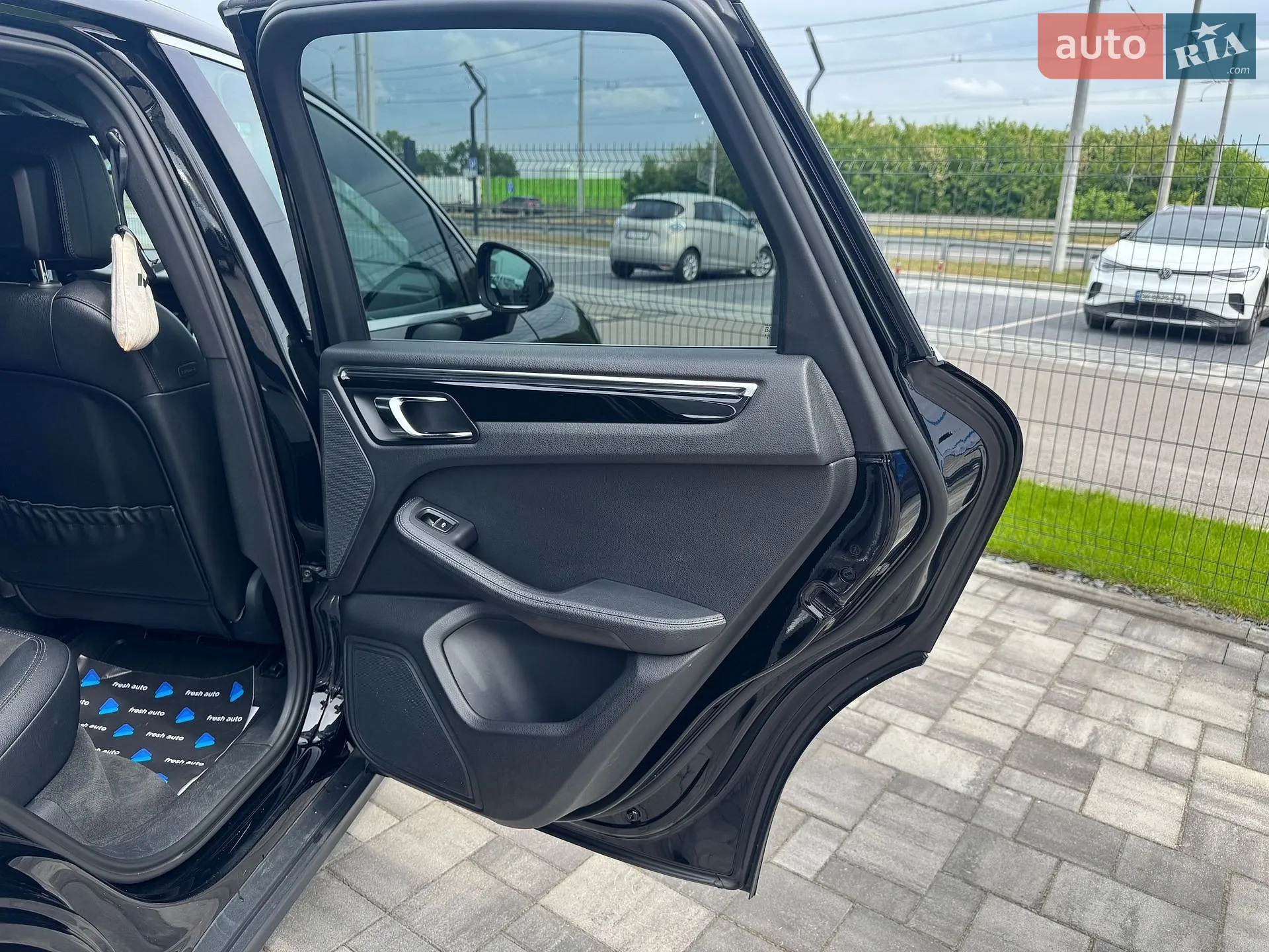 2015 Porsche Macan - мініатюра 36