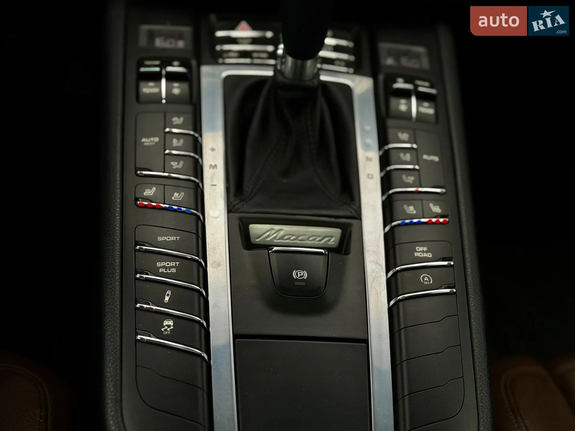 2015 Porsche Macan - мініатюра 24
