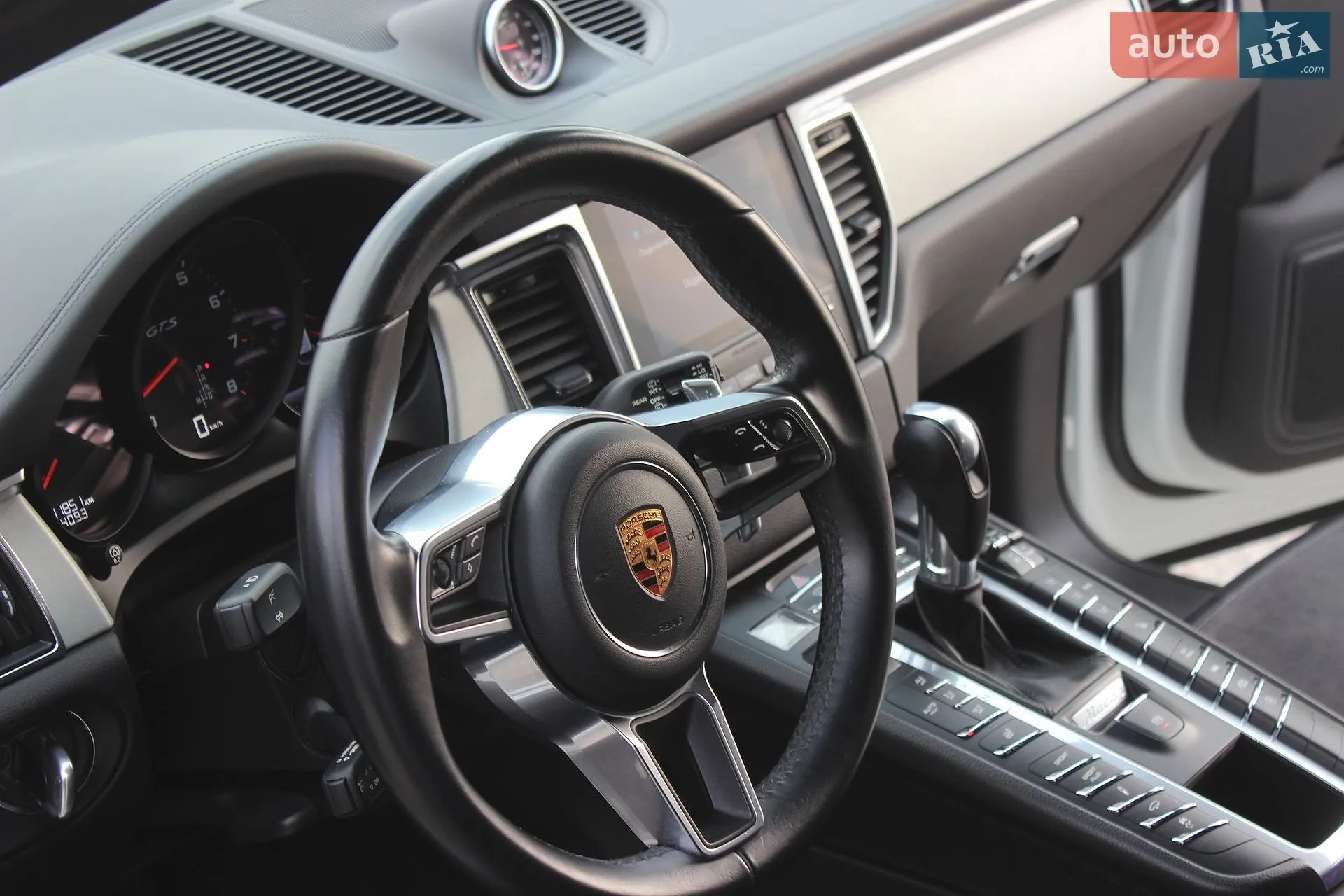 2018 Porsche Macan - мініатюра 23