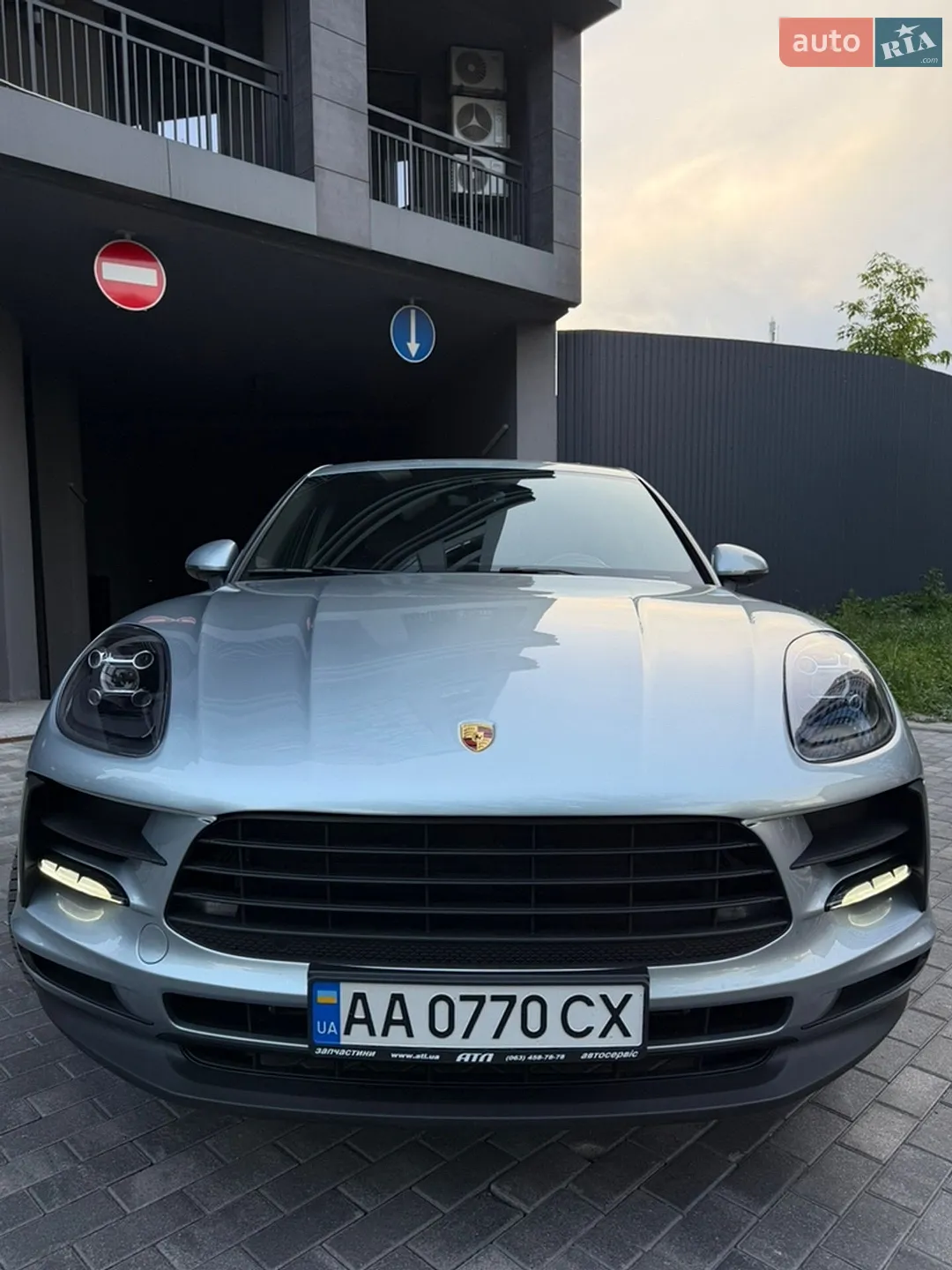 2019 Porsche Macan - мініатюра 12