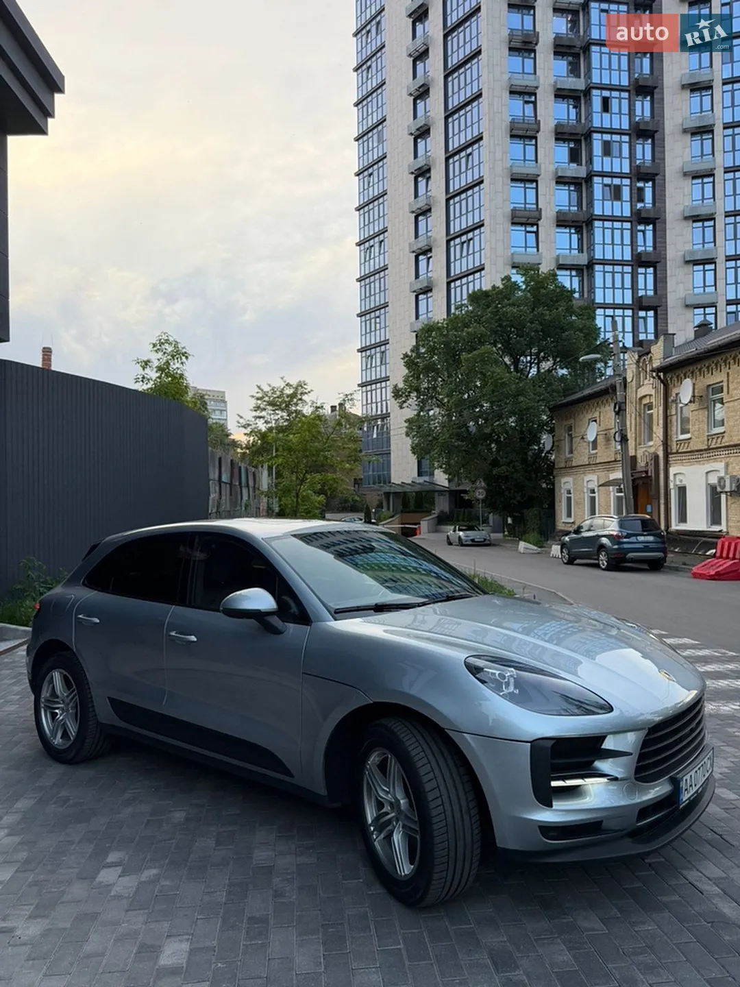 2019 Porsche Macan - мініатюра 4