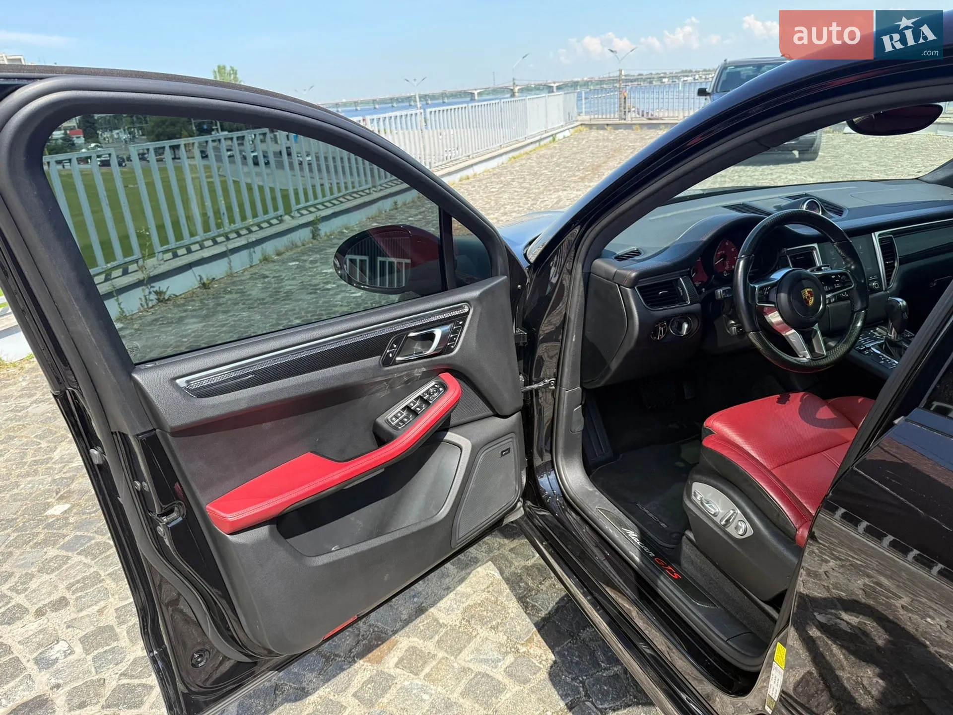 2018 Porsche Macan - мініатюра 15