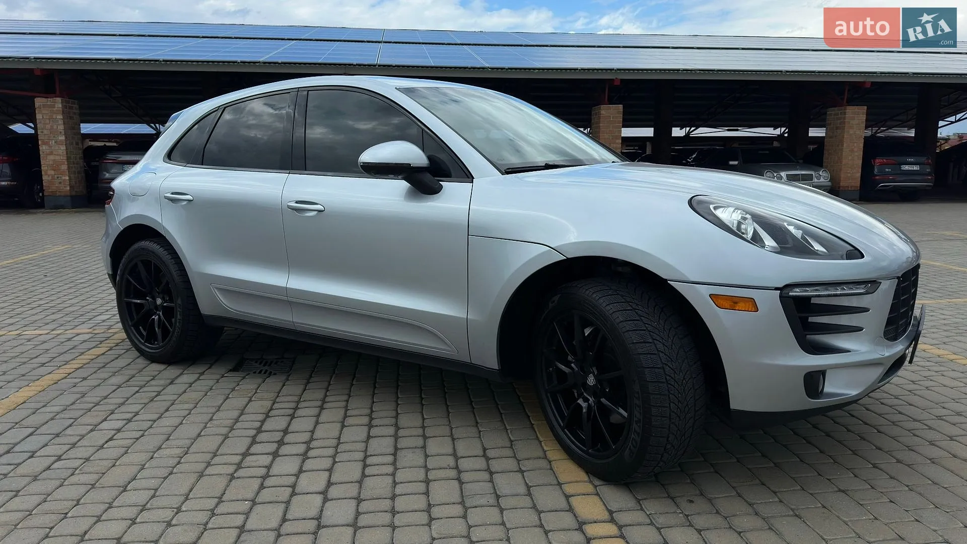 2015 Porsche Macan - мініатюра 2