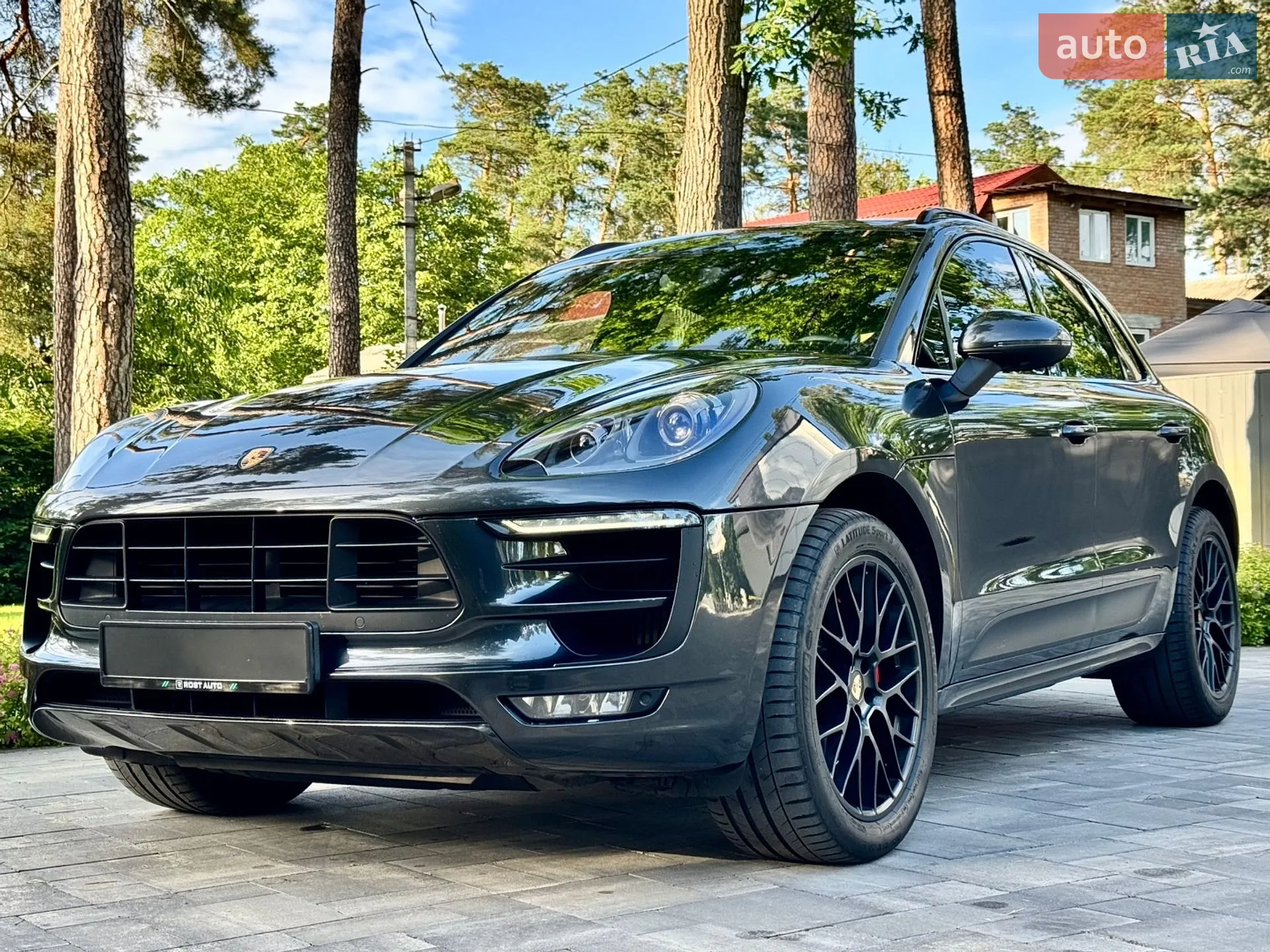 2016 Porsche Macan - мініатюра 9
