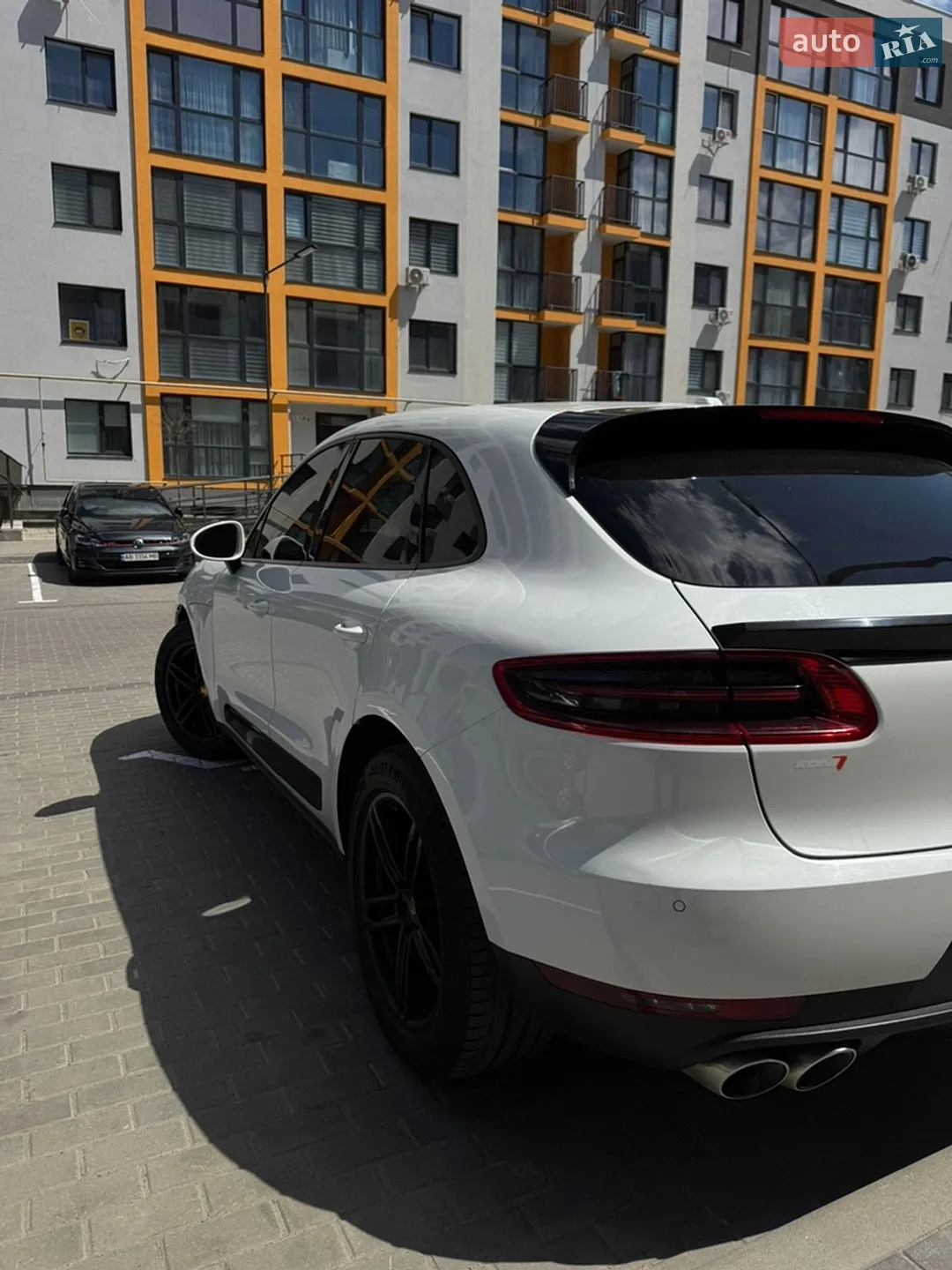 2014 Porsche Macan - мініатюра 3
