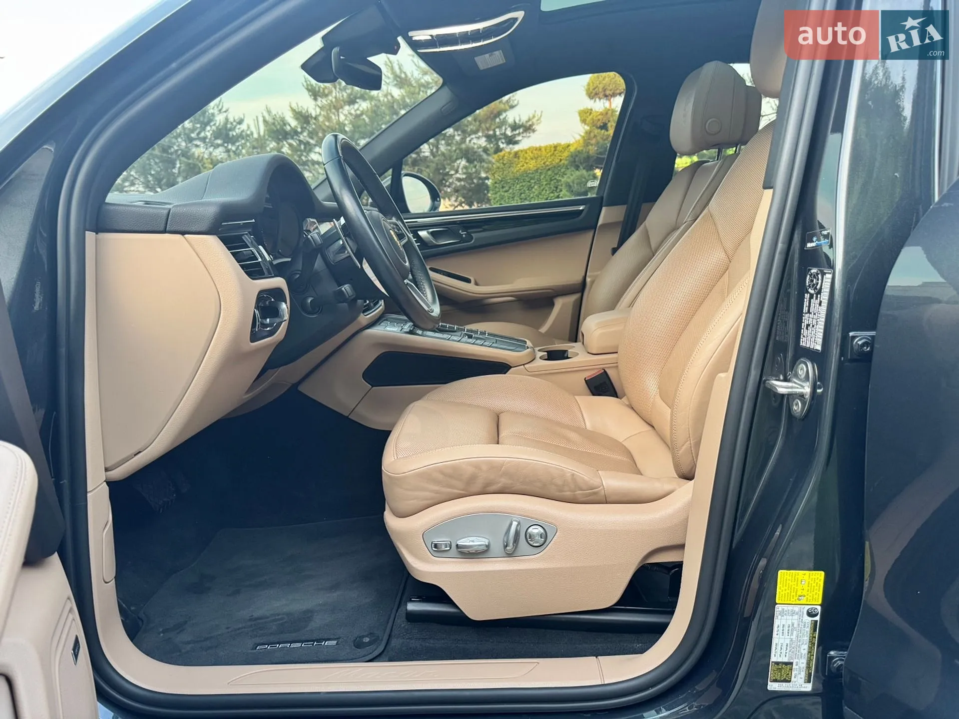 2020 Porsche Macan - мініатюра 8