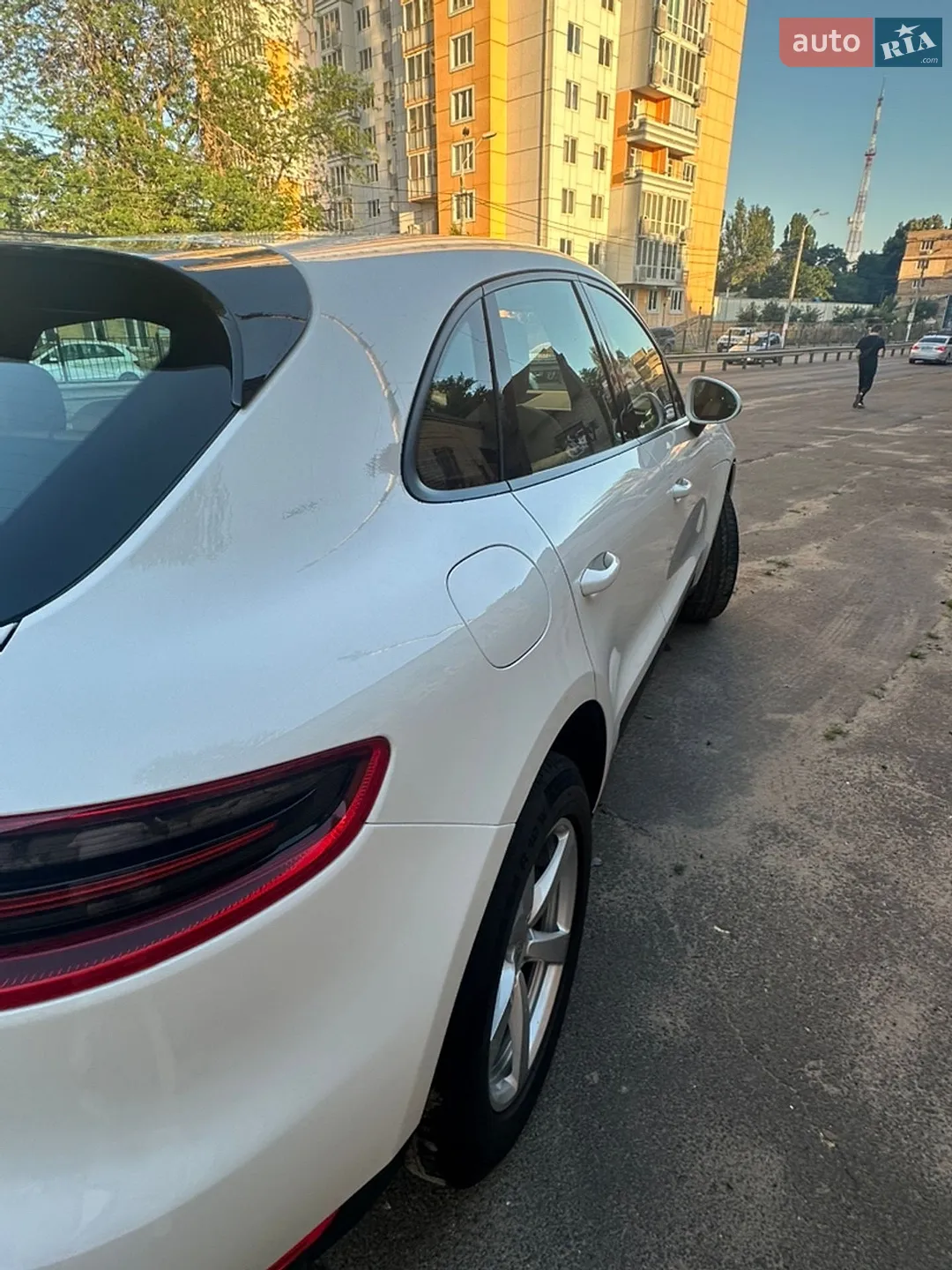 2016 Porsche Macan - мініатюра 7