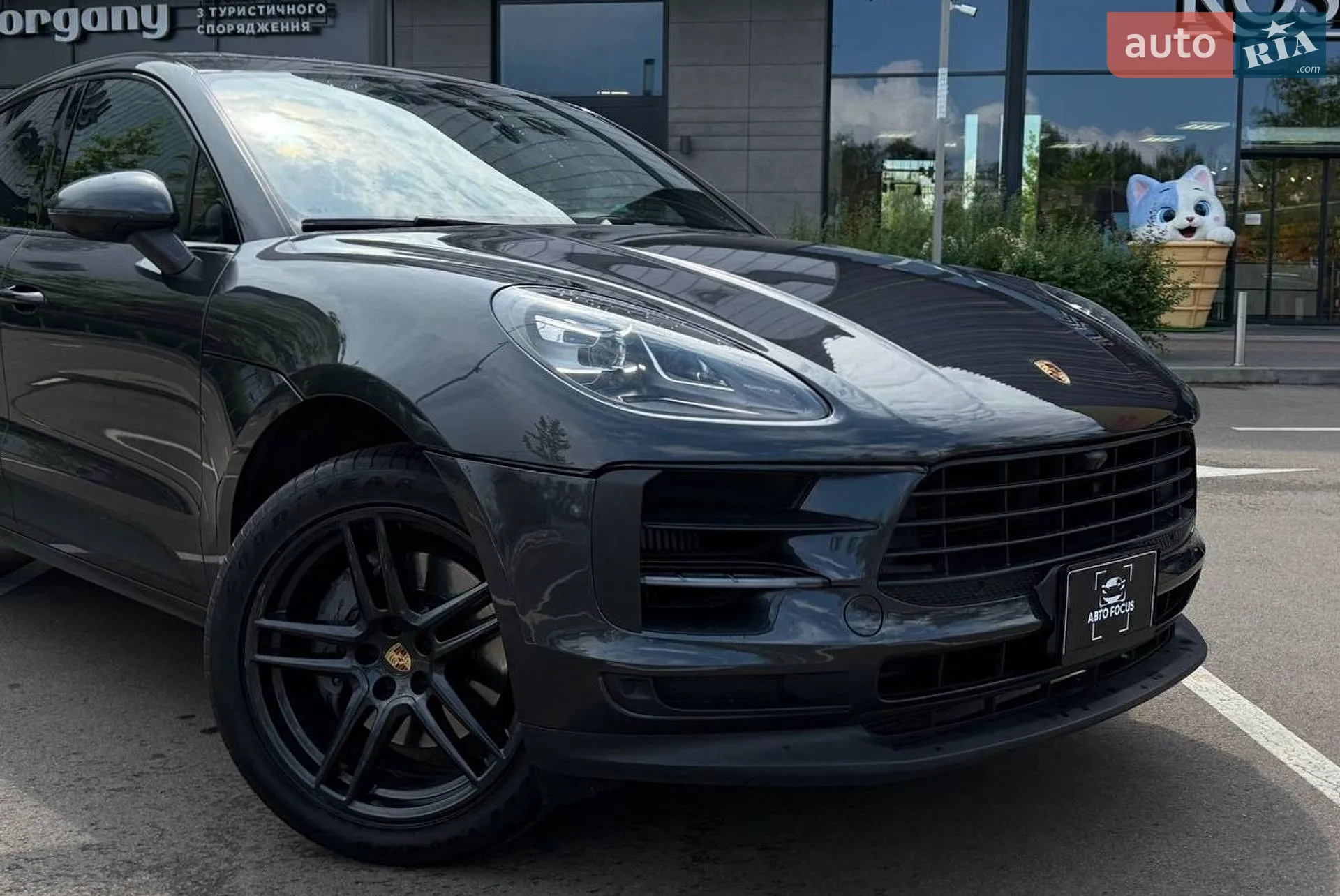 2019 Porsche Macan - мініатюра 2