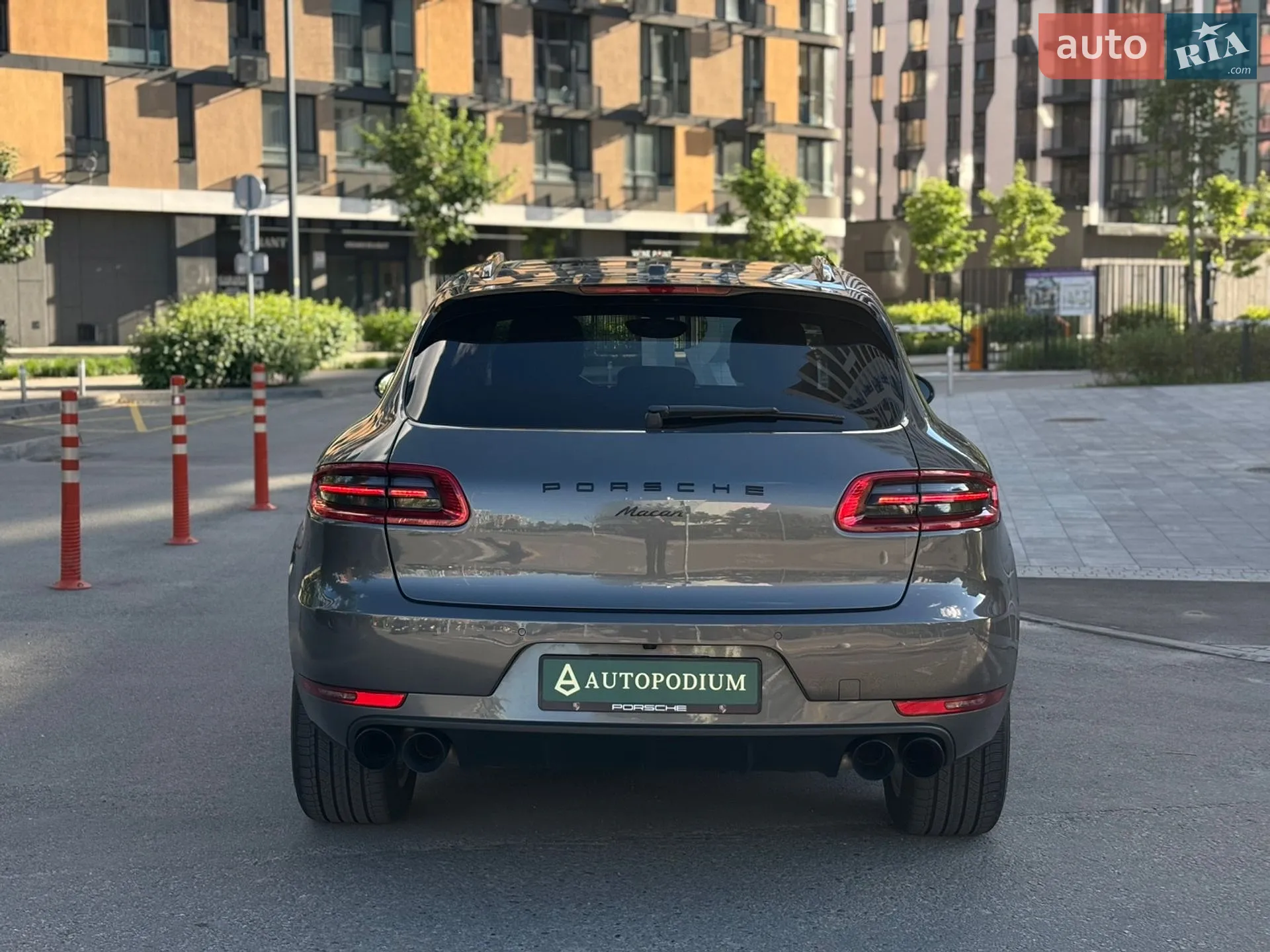 2017 Porsche Macan - мініатюра 8