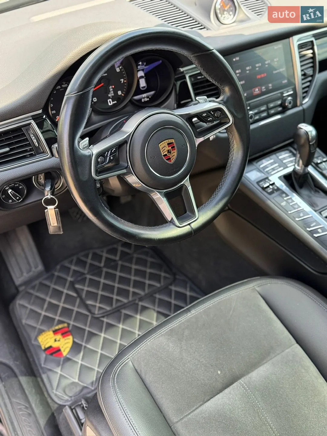 2017 Porsche Macan - мініатюра 16
