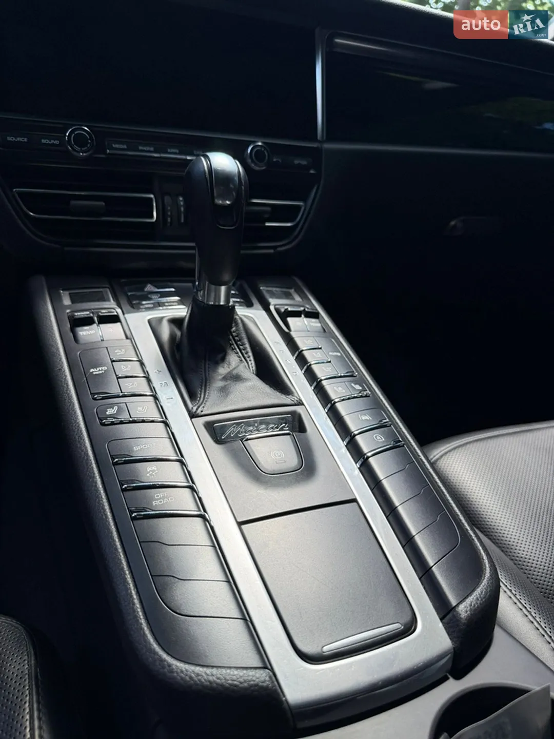 2019 Porsche Macan - мініатюра 23