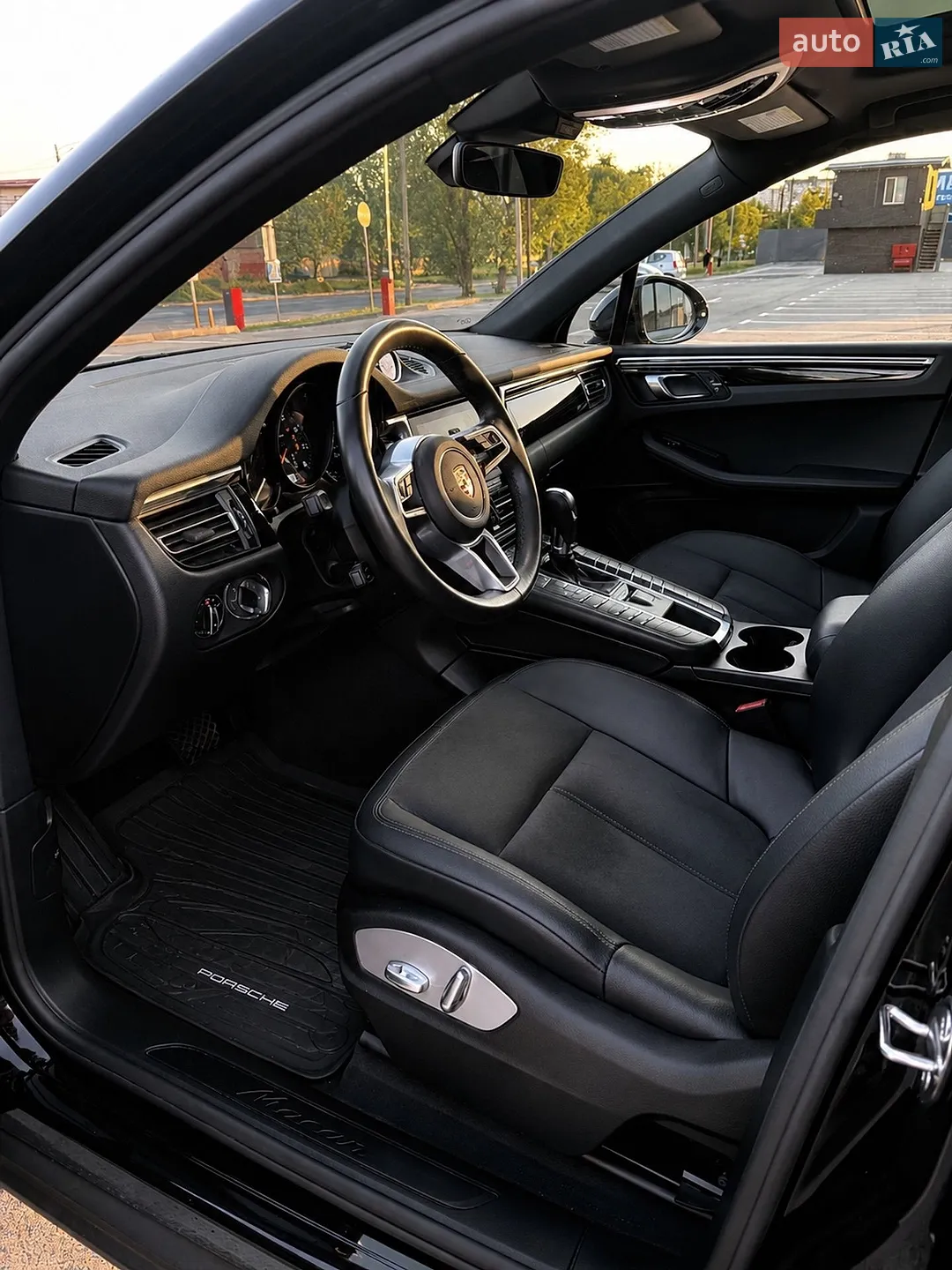 2018 Porsche Macan - мініатюра 11