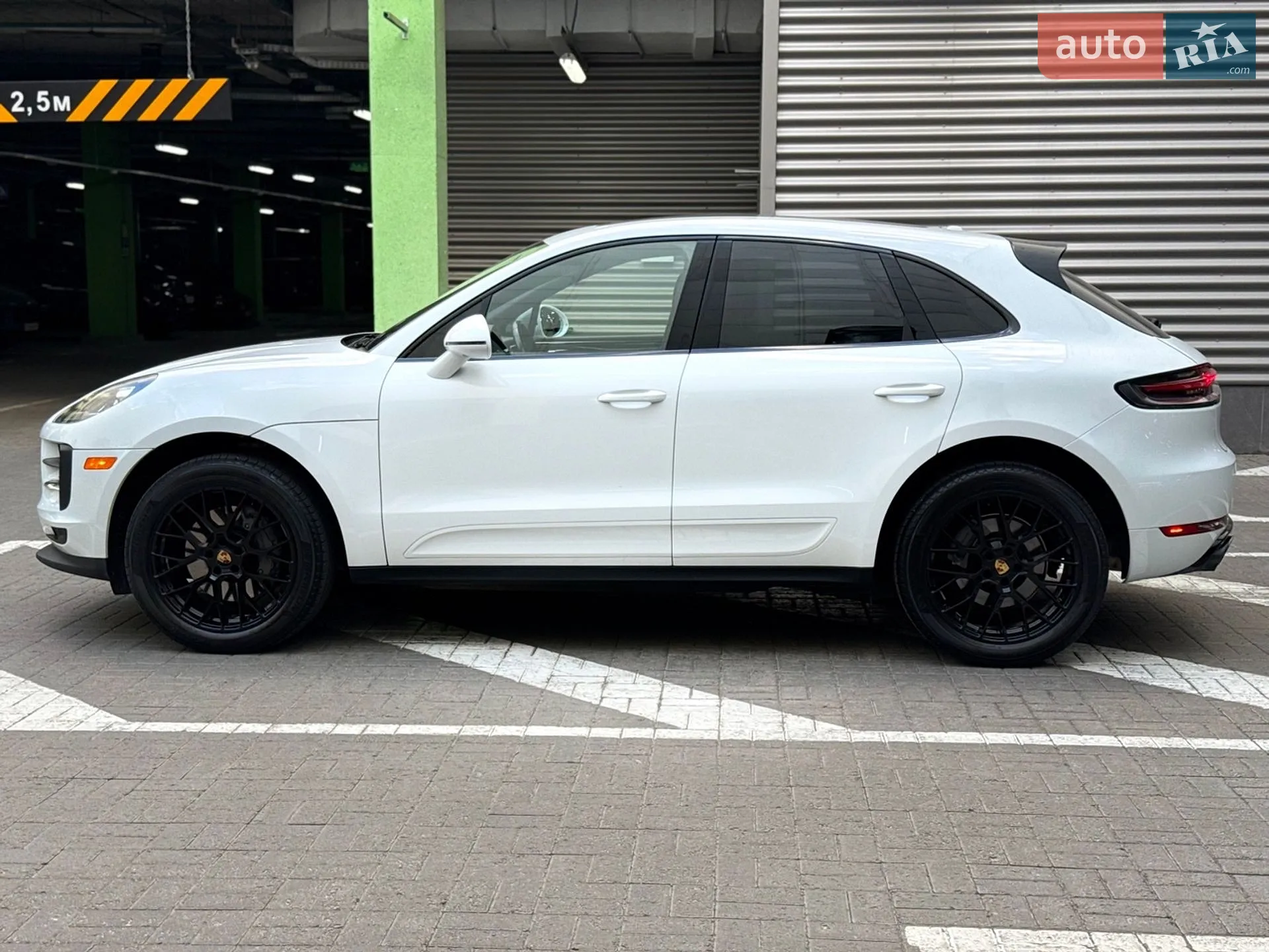 2021 Porsche Macan - мініатюра 4