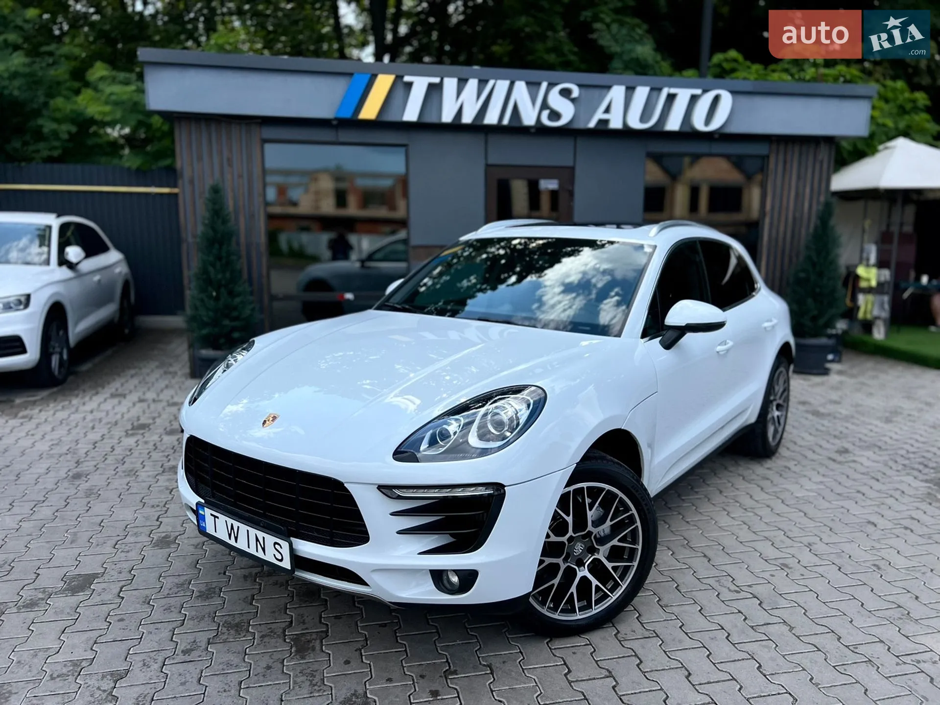 2017 Porsche Macan - мініатюра 11