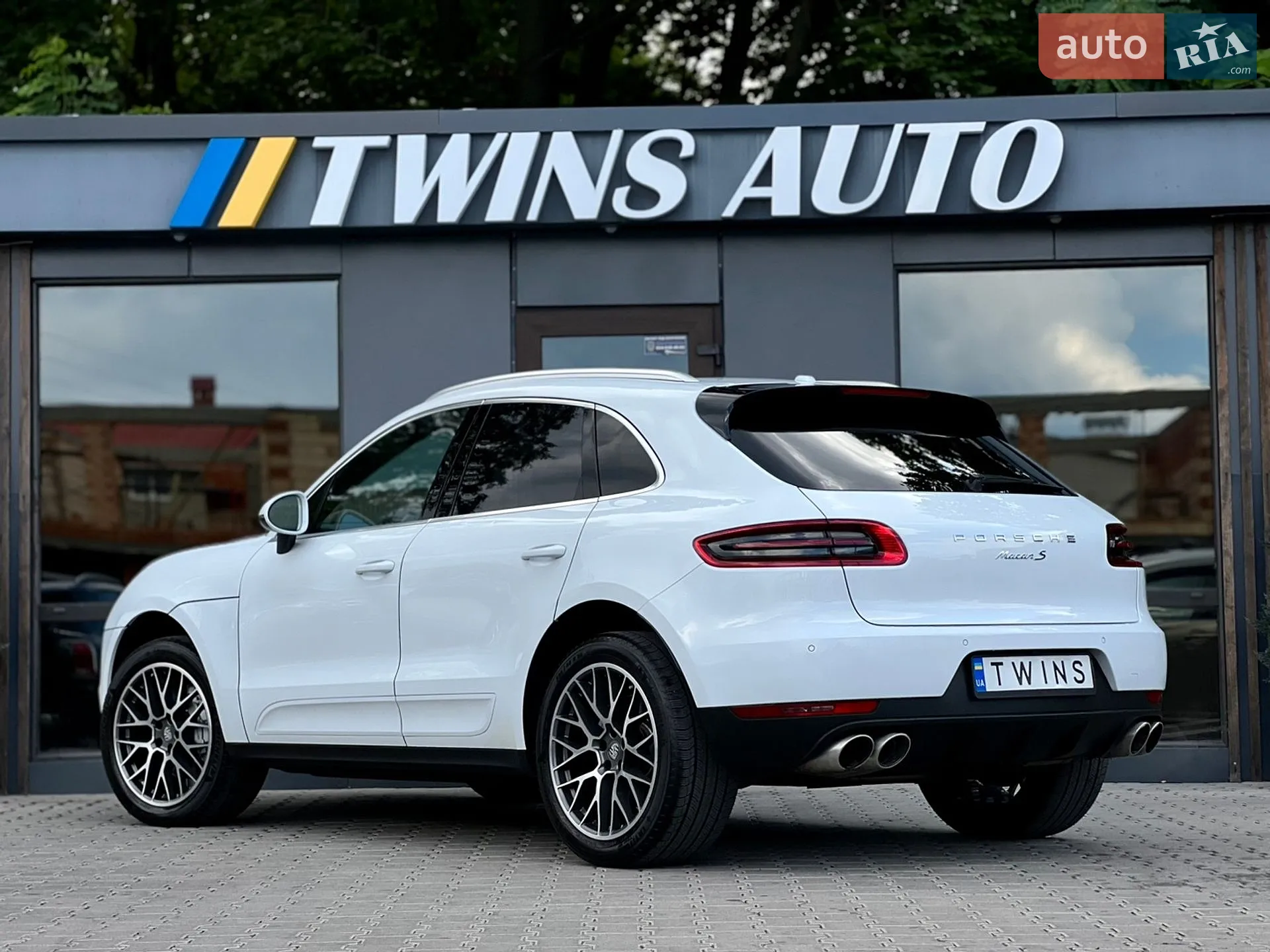 2017 Porsche Macan - мініатюра 24