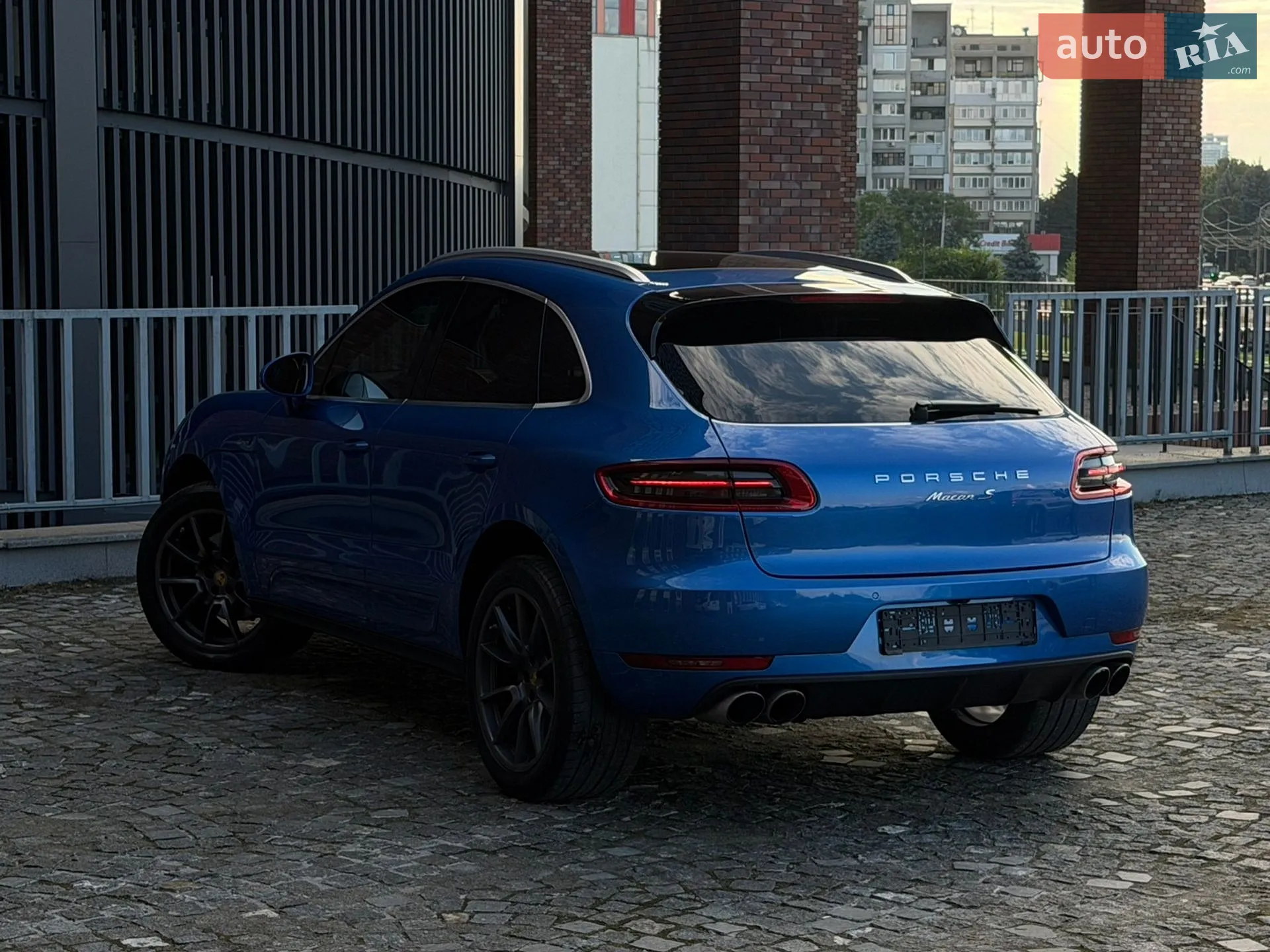 2017 Porsche Macan - мініатюра 12