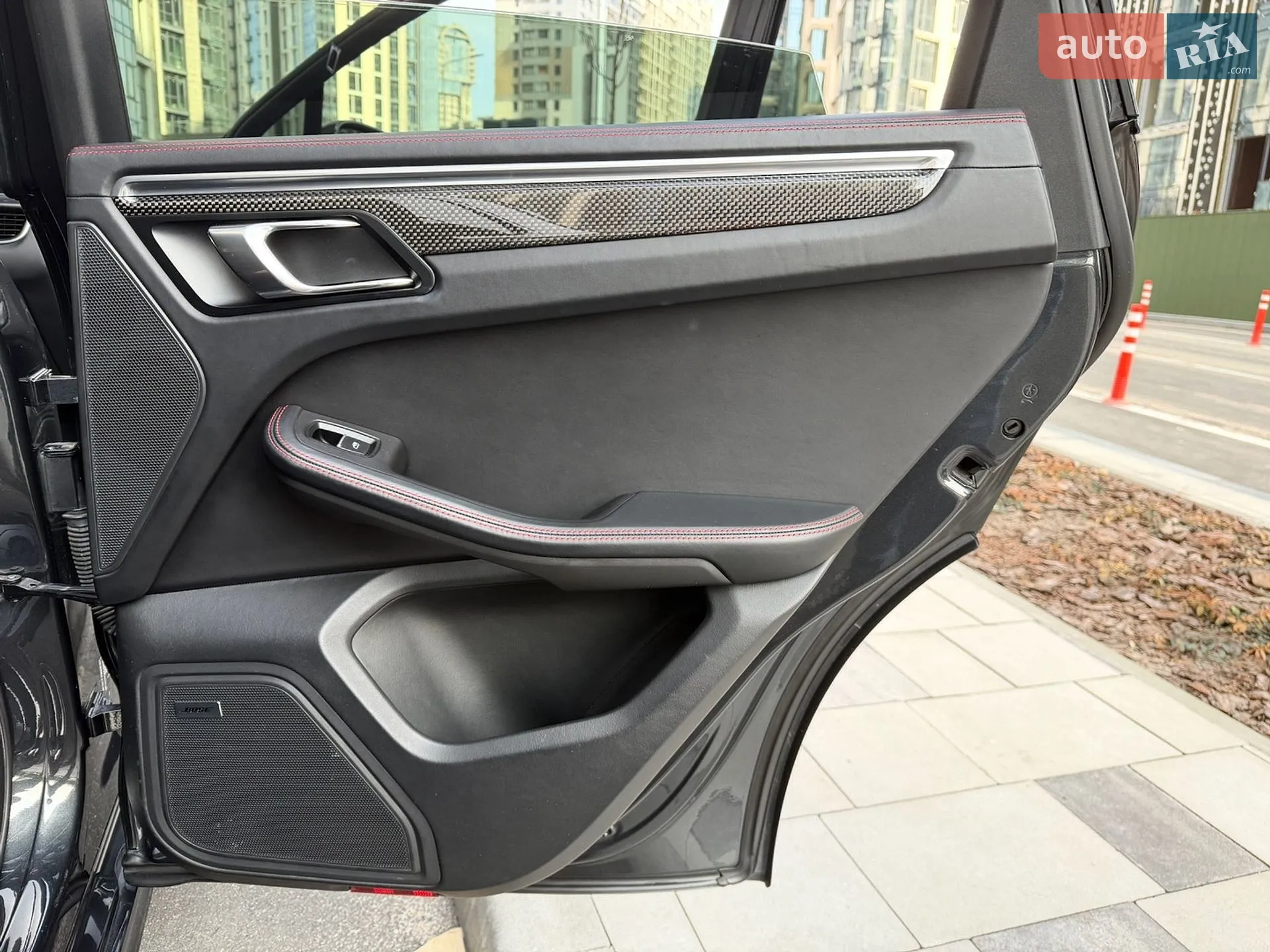 2016 Porsche Macan - мініатюра 52